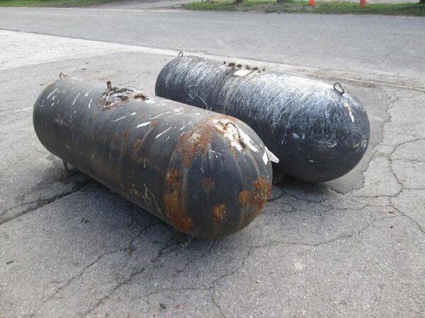 Used 250 Gallon Scrapped Propane Tank Propane Tank For Sale